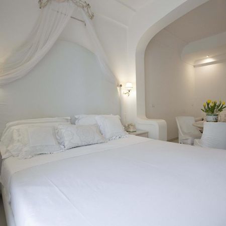 Hotel Al Cavallino Bianco Riccione Exterior photo